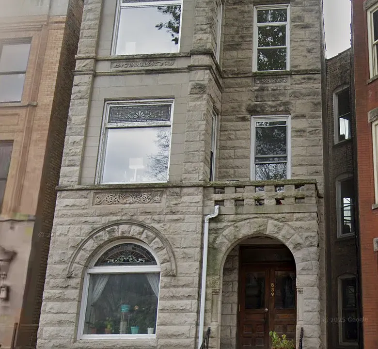 839 W Newport Ave #2