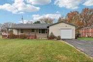 Lagrange Rd-S2011-001.jpg