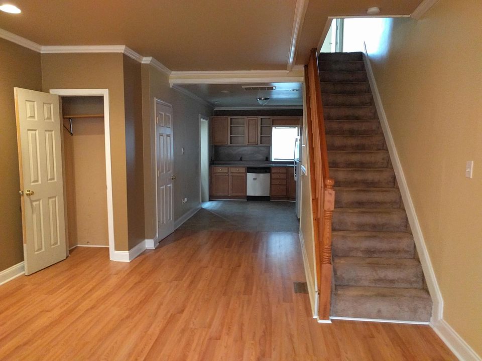 1st image of 343 Roseberry St