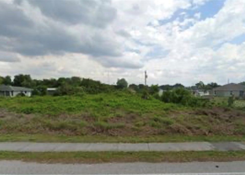 2nd image of 3312 Beacon Dr