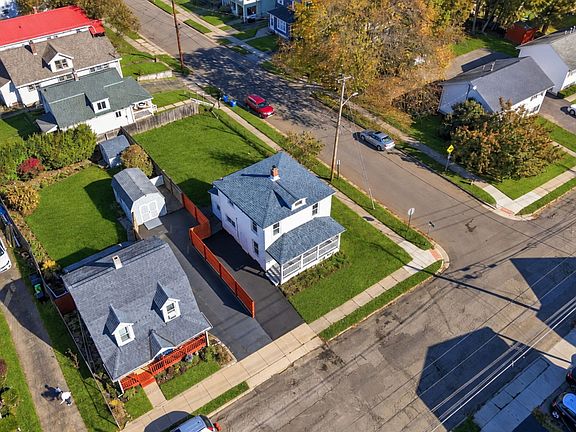 4th image of 287 Corliss Ave