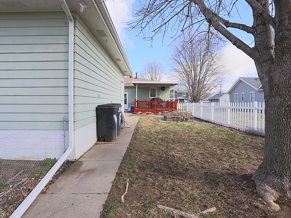 4th image of 2115 Avenue F