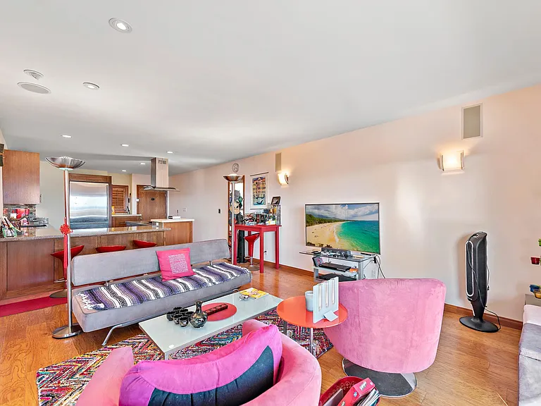 234 Cliff Dr #14 — Photo 12