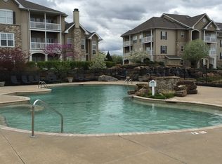 24 Scenic Cove Ln, Saint Charles, MO 63303
