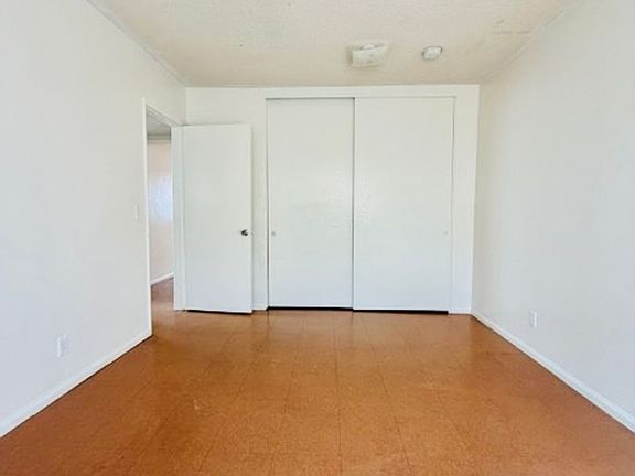 4th image of 626 N Breed St APT 1