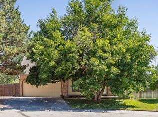 7950 S Garrison Ct, Littleton, CO 80128