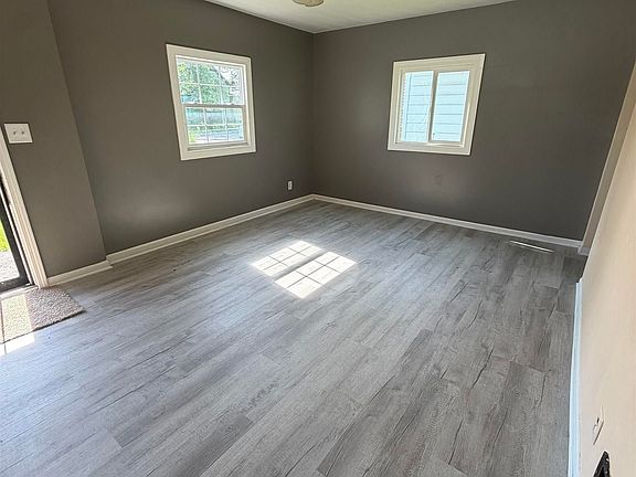 2nd image of 4016 Avondale Dr