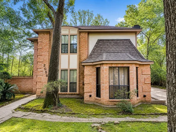 2058 Parkdale Dr, Kingwood, TX 77339