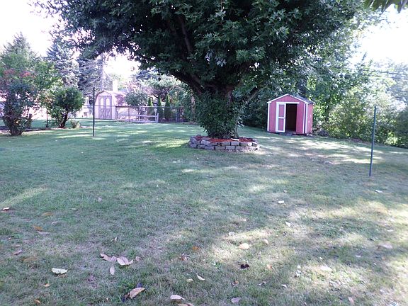 FLAT BACK YARD
