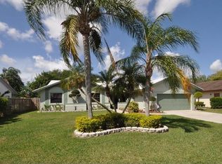 6511 W Falcons Lea Dr, Davie, FL 33331
