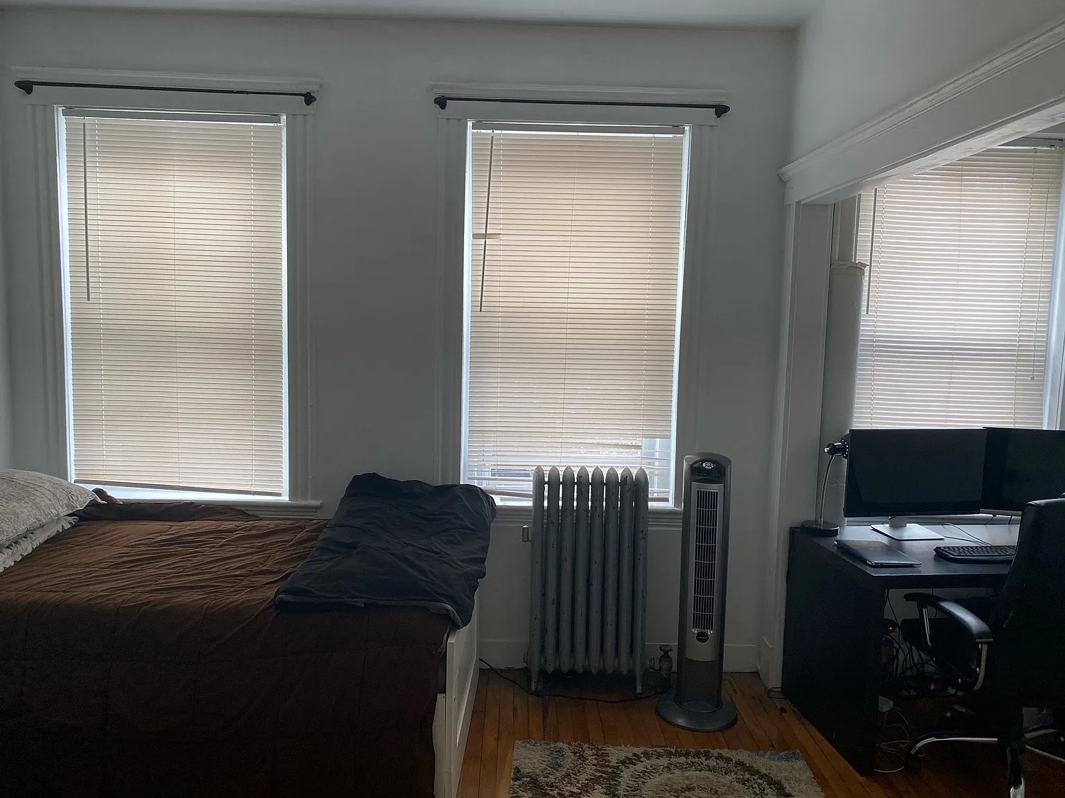 Studio, 450 sqft, $2,300 — Photo 2