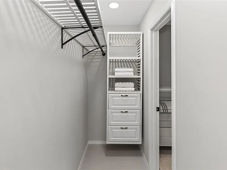 172 Deer Lake Cir — Photo 35