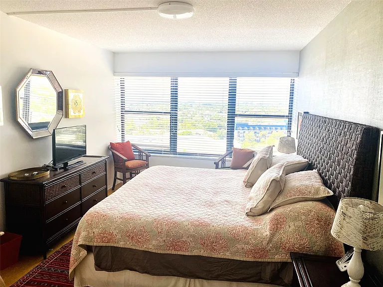 3800 Galt Ocean Dr #1011 — Photo 8