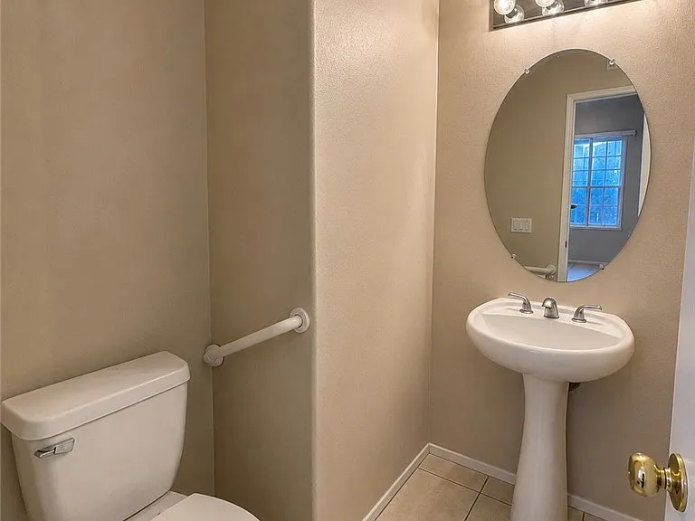 11625 Maynard Ave — Photo 10