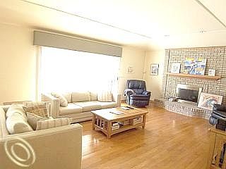 3rd image of 6560 Parkview Dr