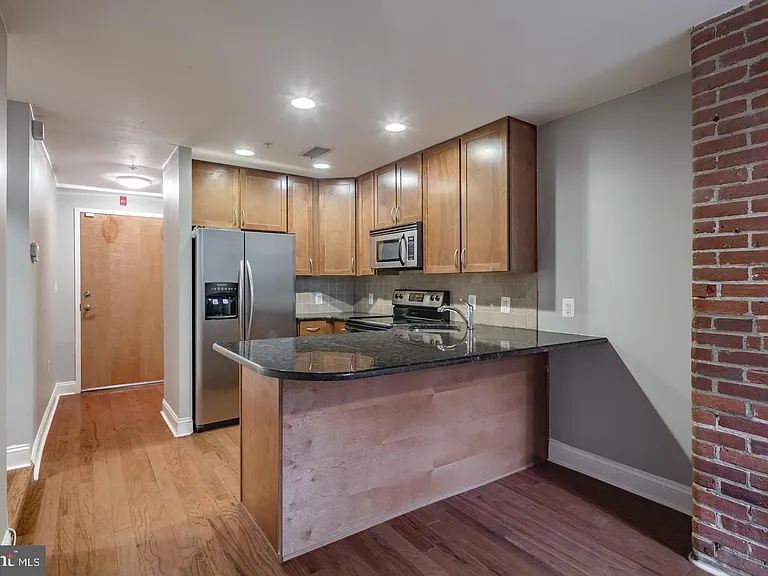 1100 S Broad St #15A — Photo 3