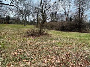 116 Hillcrest Ave, Philadelphia, PA 19118