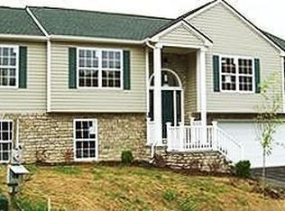1405 Sherwood Dr, Christiansburg, VA 24073