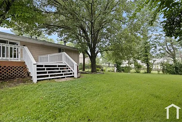 811 Villette Ct — Photo 13