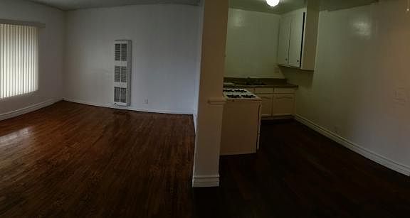 2nd image of 617 W Century Blvd APT 5