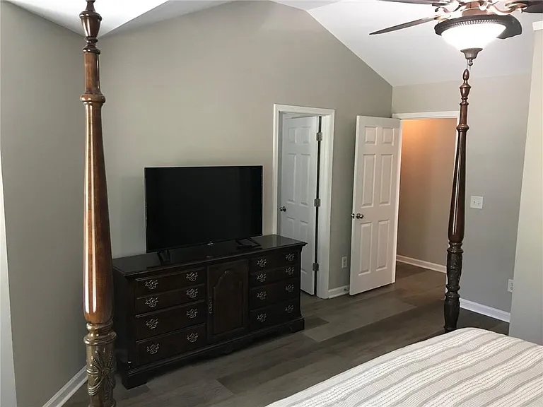 322 Hidden Creek Ln — Photo 19
