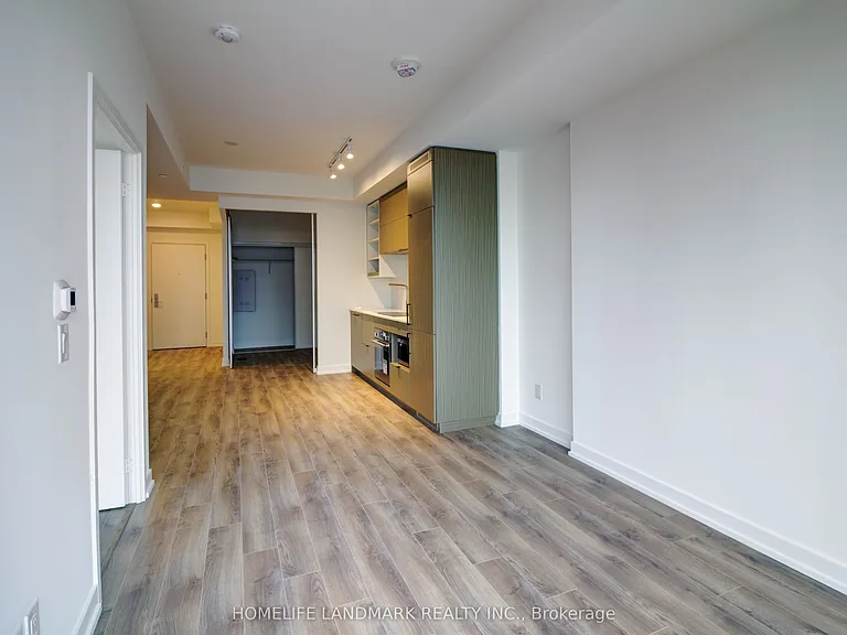 20 Edward St #1606 — Photo 6