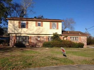 1085 Leigh Ct, Mobile, AL 36617