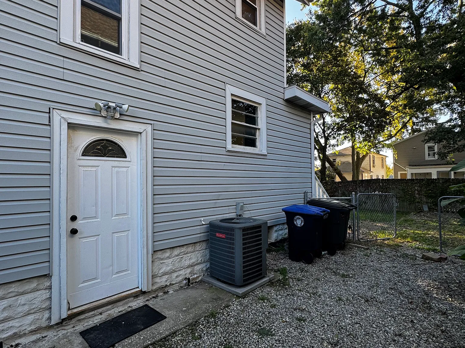 4 bed, 1312 sqft, $1,375 — Photo 3