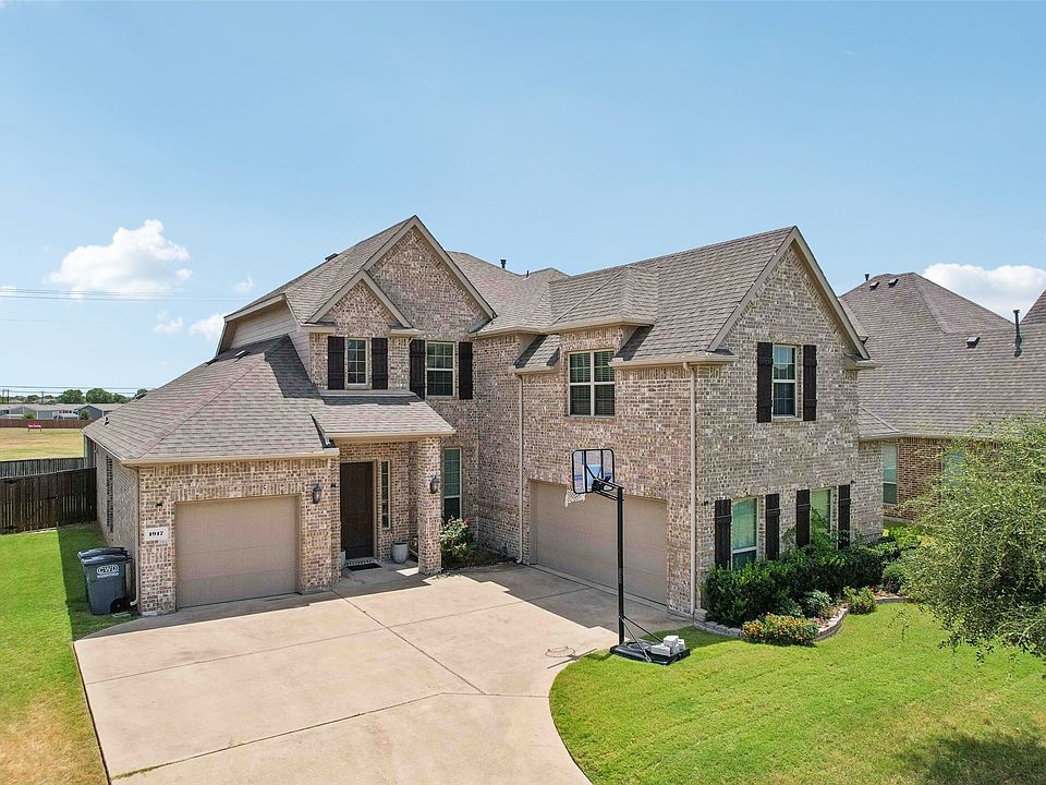 1st image of 1917 Doves Landing Ln