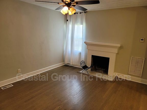 5th image of 182 W Randall Ave