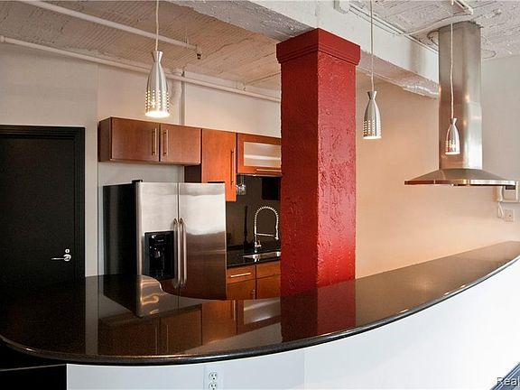 5th image of 2233 Park St #6C