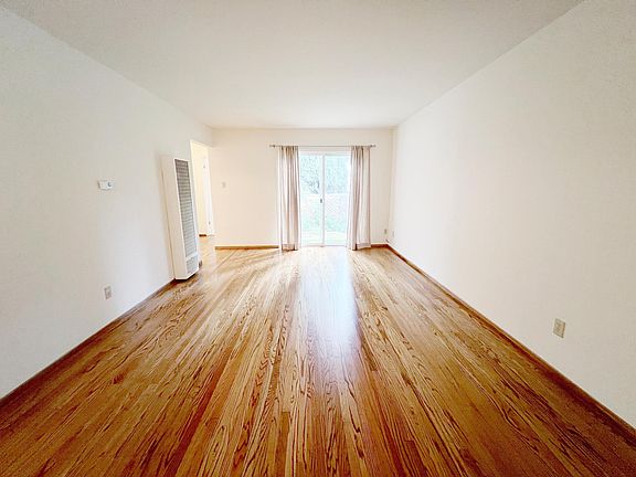 4th image of 820 Fremont St APT 3