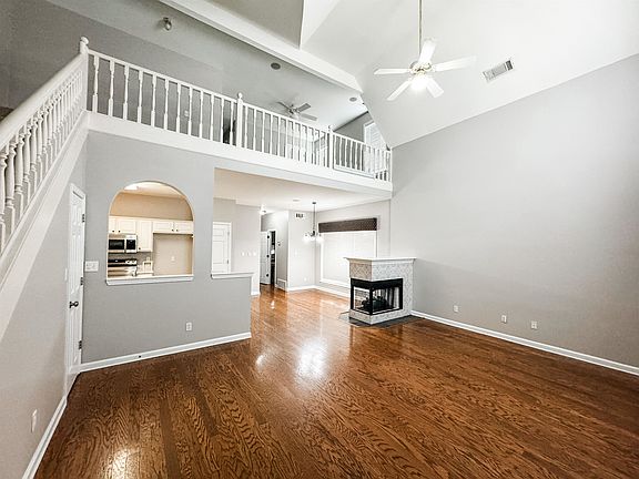 2nd image of 4564 Park Ridge Pkwy