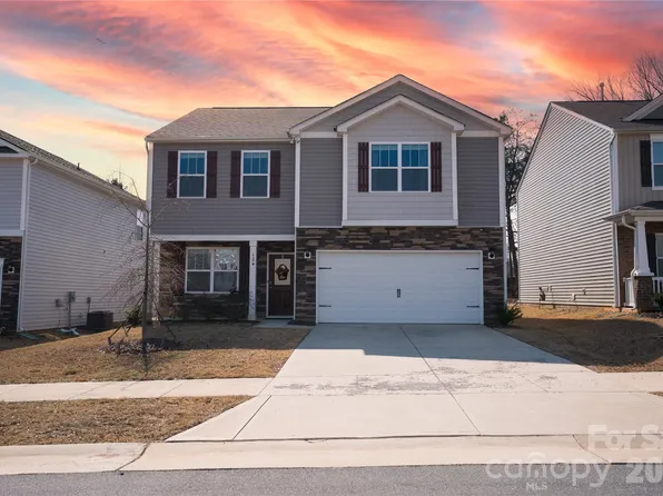 124 Sequoia Forest Dr, Mooresville, NC 28117