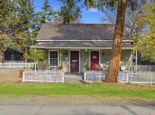 415 E C St, Jacksonville, OR 97530