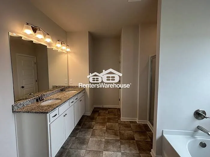 5475 Cedar Creek Dr — Photo 15