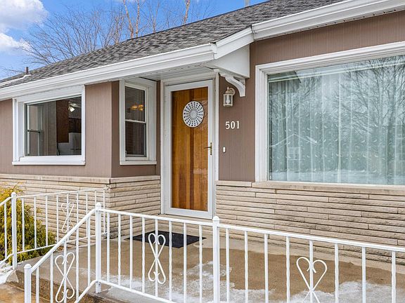 3rd image of 501 S Carol Ave