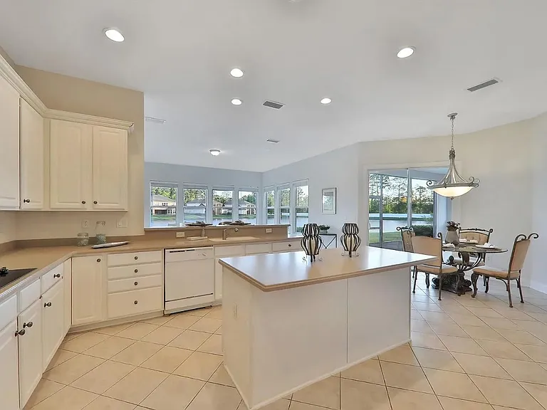 10036 Watermark Ln — Photo 35