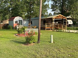 231 Jamaica Ave, Pointblank, TX 77364