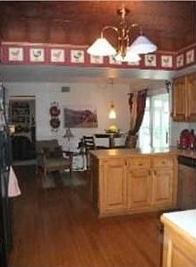 3rd image of 611 Ca Crest Dr