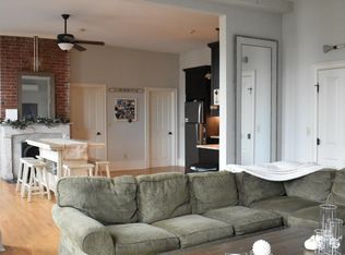 26 Catherine St APT 4, Newport, RI 02840