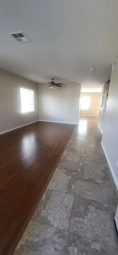 6 Bedroom, 3.5 Bath, 3 Car Garage in Wonderful Menifee Neighborhood — Photo 2