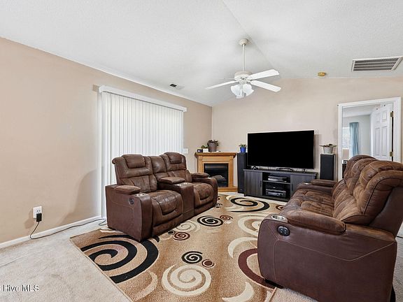 5th image of 1504 Westpointe Drive