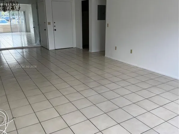 7747 SW 86th St #D-105, Miami, FL 33143