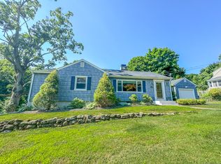 105 Jackson Rd, Hamden, CT 06517