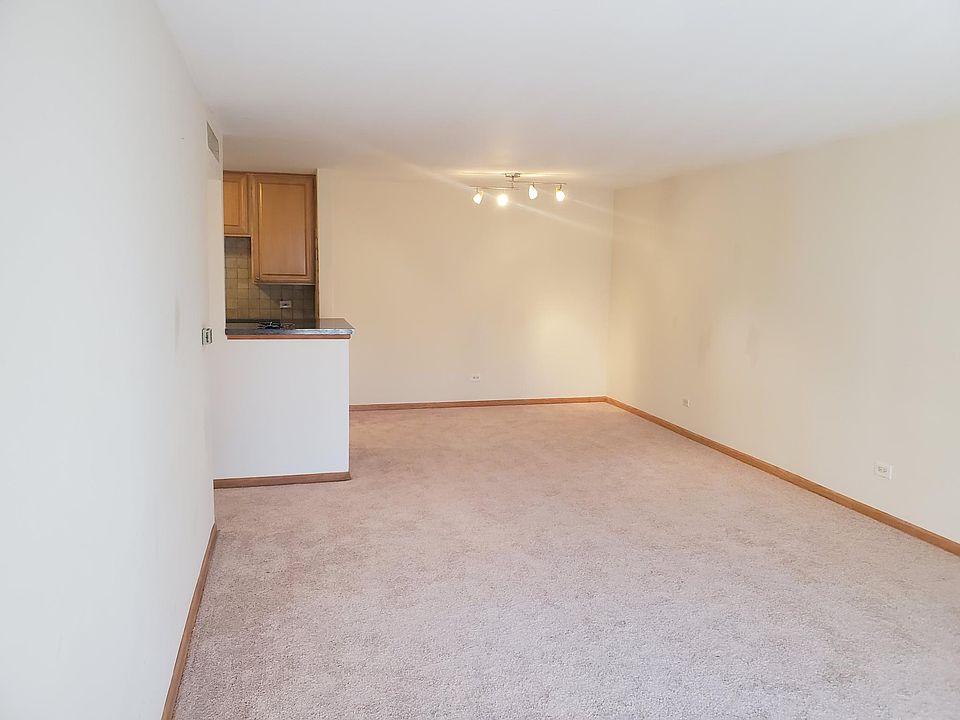 1st image of 940 Beau Dr Unit 307