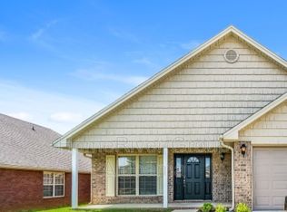 1038 Lexington Dr, Moody, AL 35004