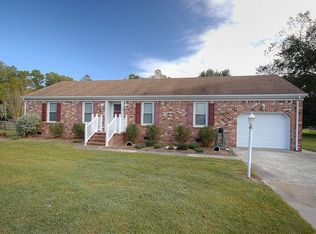 106 Beechwood Dr, Moyock, NC 27958