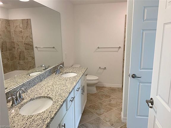 4th image of 14091 Heritage Landing Blvd #118