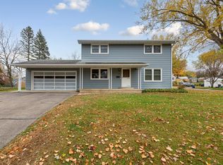 453 11th St SW, Faribault, MN 55021